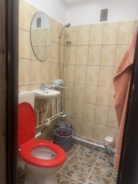 Berceni, Piata Resita,